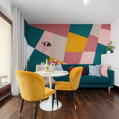 Appartement On Wspolna Str. By Renters *